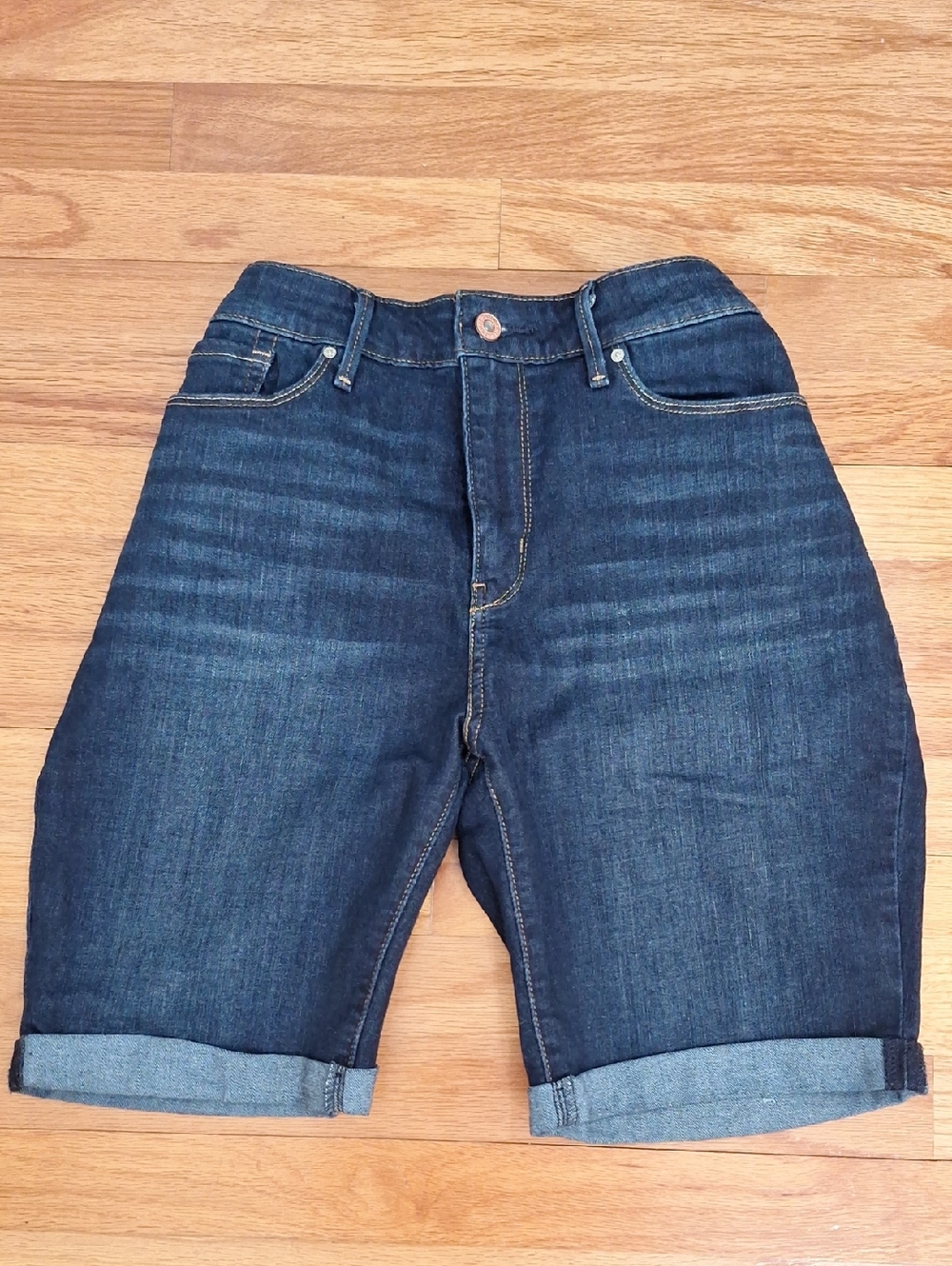 Levi's Jean Shorts Womens 16 Bermuda Jean Shorts Long Shorts Dark Denim